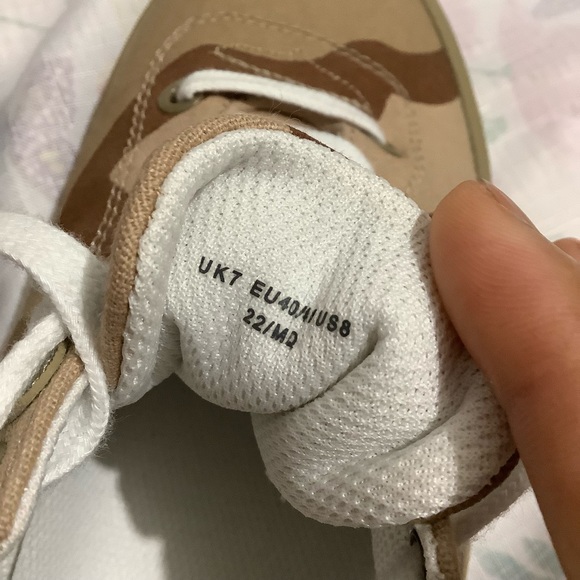 Hunter - Picture 10 of 12